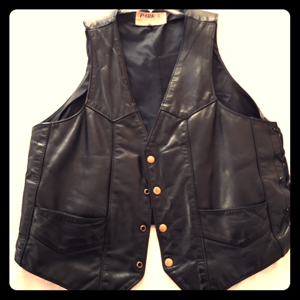 Black Leather Vest Made USA sz 42 Lg vintage